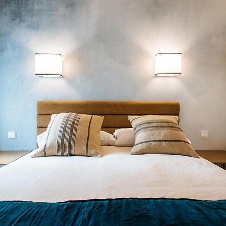R26 Suites Sevilla Habitación foto